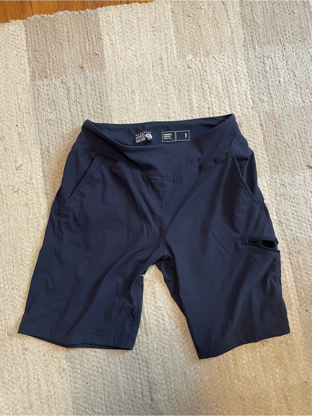Mountain Hardwear Shorts Small Navy